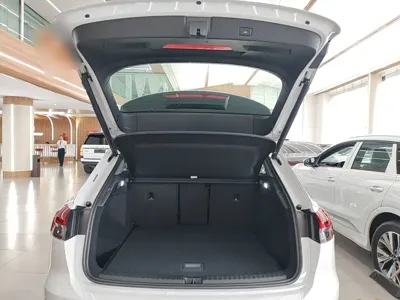 Audi Q4 e-tron 2026, 100 км, за 160000 CNY - фото 19