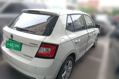 Skoda Fabia 2016, 26600 км, за 38578.48 CNY - фото 4