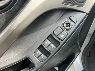Hyundai Avante 2011, 170000 км, за 2290000 KRW - фото 13