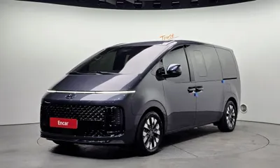 Hyundai Staria · 2022 год
