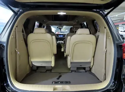 Kia Canival 2019, 58322 км, за 25000000 KRW - фото 16