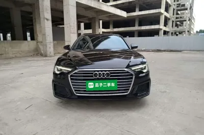 Audi A6L 2022, 68000 км, за 223459.12 CNY