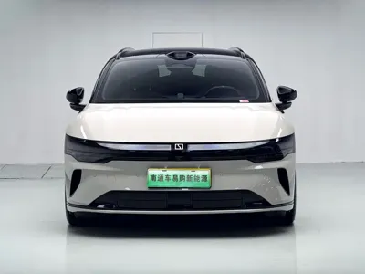 Zeekr 极氪007GT 2025, 15800 км, за 168800 CNY