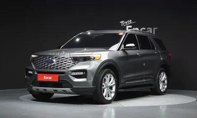 Ford Explorer · 2022 год