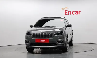 Jeep Cherokee 2021, 80390 км, за 17990000 KRW