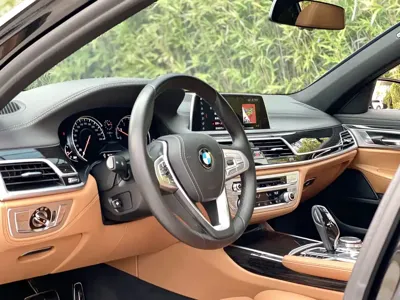 BMW 7 Series 2018, 60000 км, за 208000 CNY - фото 12