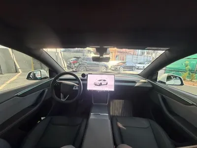 Tesla Model Y 2026, 2500 км, за 49000000 KRW - фото 8