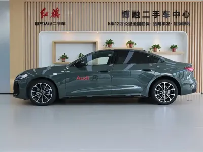 Audi 奥迪A5L 2025, 3000 км, за 218800 CNY - фото 2