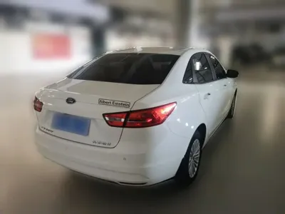 Ford Escort 2018, 51200 км, за 29300 CNY - фото 12