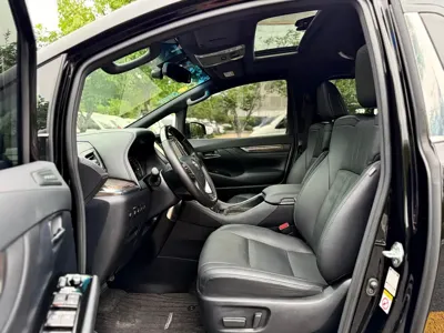 Toyota Alphard 2018, 100000 км, за 468000 CNY - фото 12