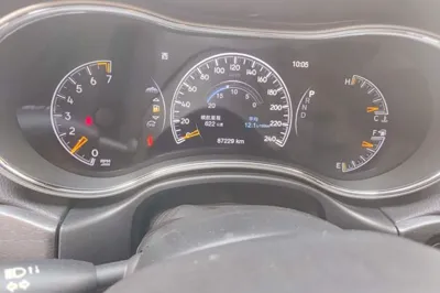 Jeep Grand Cherokee 2016, 87200 км, за 106031.13 CNY - фото 9