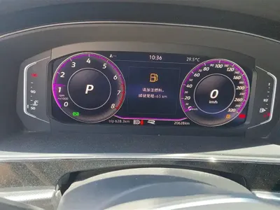 Volkswagen Passat 2025, 20600 км, за 132000 CNY - фото 14