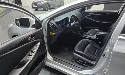 Hyundai Sonata 2014, 183260 км, за 4500000 KRW - фото 10