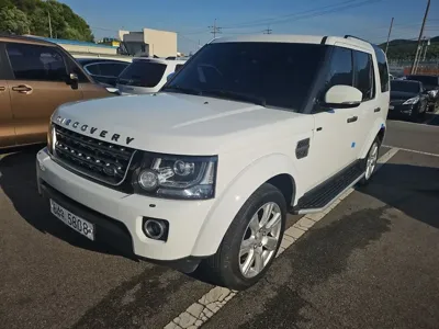 Land Rover Discovery · 2016 год