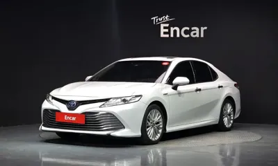 Toyota Camry · 2019 год