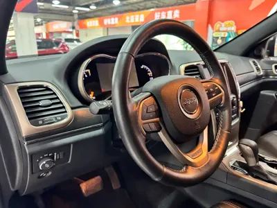 Jeep Grand Cherokee (Import) 2017, 120000 км, за 85800 CNY - фото 11