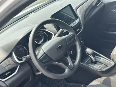 Chevrolet Cavalier 2020, 80000 км, за 24800 CNY