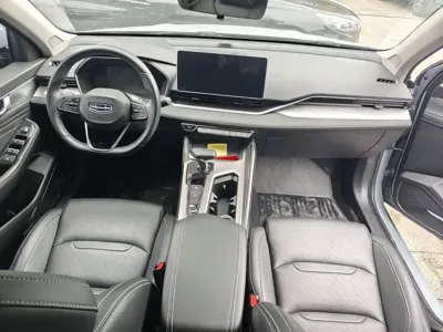 Geely Xingrui 2022, 30000 км, за 42500 CNY