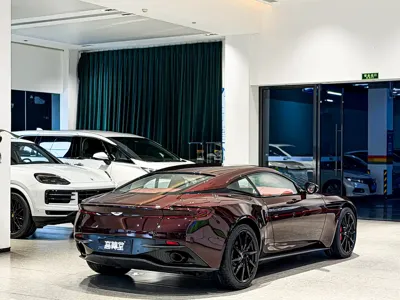 Aston Martin DB11 2020, 29000 км, за 1085000 CNY