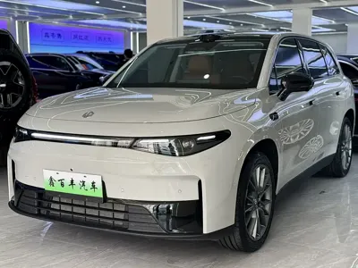 Leapmotor Leapmotor C10 · 2025 год