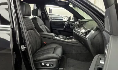 BMW X7 2025, 19038 км, за 999990000 KRW - фото 26