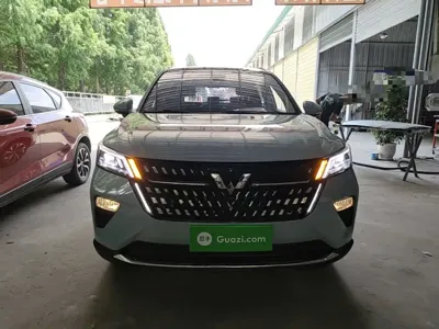Wuling Xingchen 2022, 43200 км, за 50199 CNY