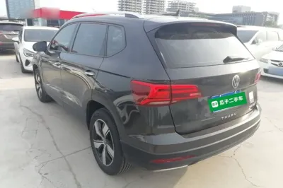 Volkswagen Tharu 2021, 81300 км, за 82660.74 CNY