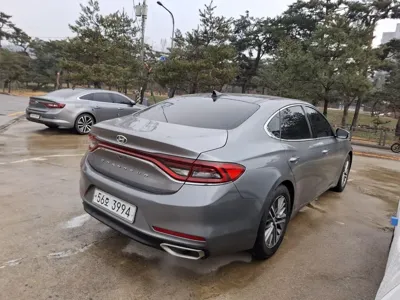 Hyundai Grandeur 2018, 222657 км, за 27000000 KRW