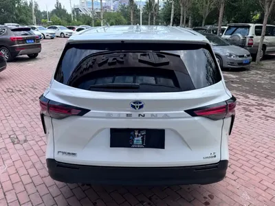 Toyota Sienna 2023, 100000 км, за 176800 CNY - фото 4