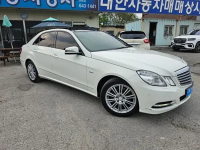 Mercedes-Benz E-Class 2012, 127000 км, за 7800000 KRW