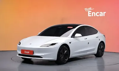 Tesla Model 3 · 2024 год