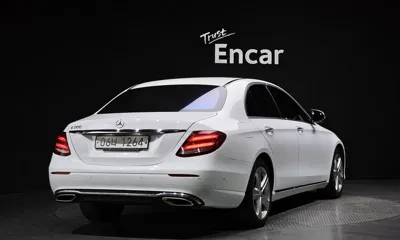 Mercedes-Benz E-Class 2017, 140268 км, за 18770000 KRW - фото 2