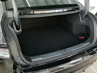 Lincoln Z 2022, 61200 км, за 118800 CNY