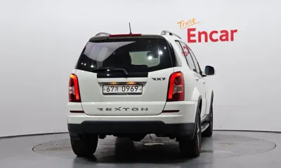 KG_Mobility_Ssangyong Rexton 2015, 222878 км, за 4000000 KRW