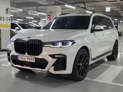 BMW X7 · 2021 год