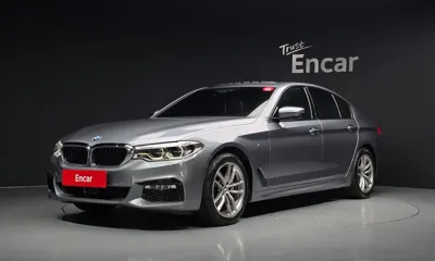 BMW 5-Series · 2017 год