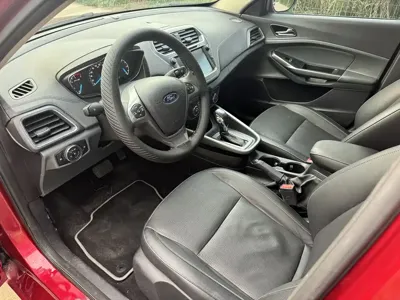 Ford Escort 2017, 90000 км, за 23800 CNY