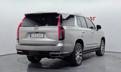 Cadillac Escalade 2022, 77336 км, за 80000000 KRW - фото 2