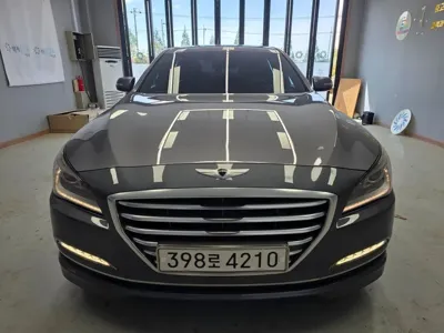 Hyundai Genesis 2015, 109427 км, за 9500000 KRW