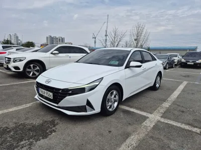 Hyundai Avante · 2021 год