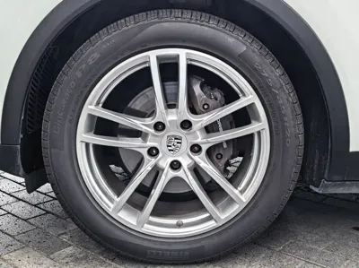 Porsche Cayenne 2020, 86000 км, за 358600 CNY - фото 16