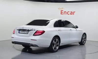 Mercedes-Benz E-Class 2018, 86951 км, за 25300000 KRW