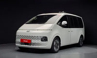 Hyundai Staria · 2022 год