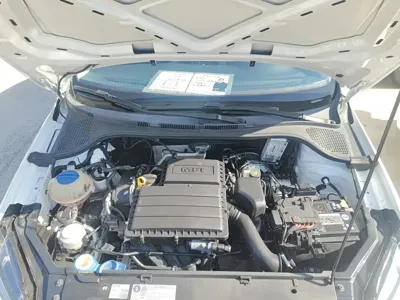Volkswagen Santana 2021, 78700 км, за 40300 CNY