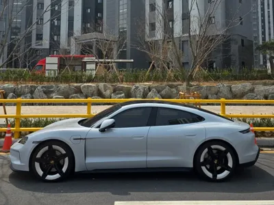 Porsche Taycan 2025, 17500 км, за 156820000 KRW