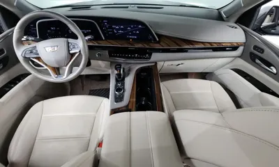 Cadillac Escalade 2022, 38475 км, за 89000000 KRW - фото 7