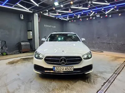 Mercedes-Benz E-Class 2022, 25000 км, за 10000 KRW