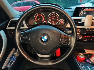 BMW 3 Series 2016, 132300 км, за 59726.96 CNY - фото 11