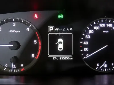 Hyundai Sonata 2016, 215251 км, за 3900000 KRW - фото 9