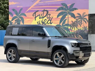 Land Rover Defender 2021, 110000 км, за 436800 CNY